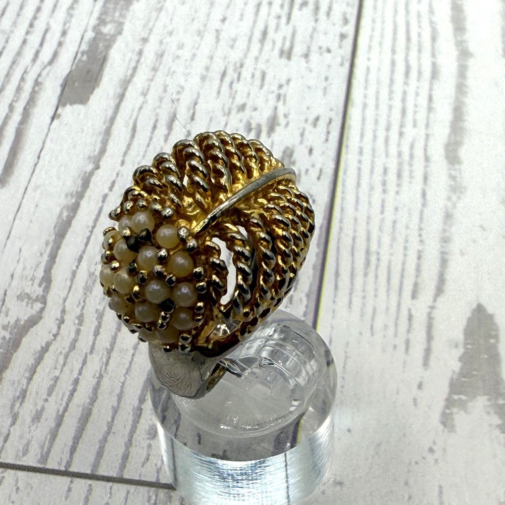 Vintage Faux Pearl Cluster Ring Gold Tone Rope Design Statement Ring Size 6